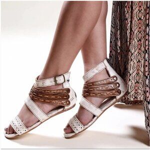 Bed Stu Artemis Nectar Tan Lux Gladiator Sandal Women's 10 Zipper Cream Tan